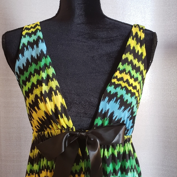 NWT multi colored maxi dress - Picture 2 of 6